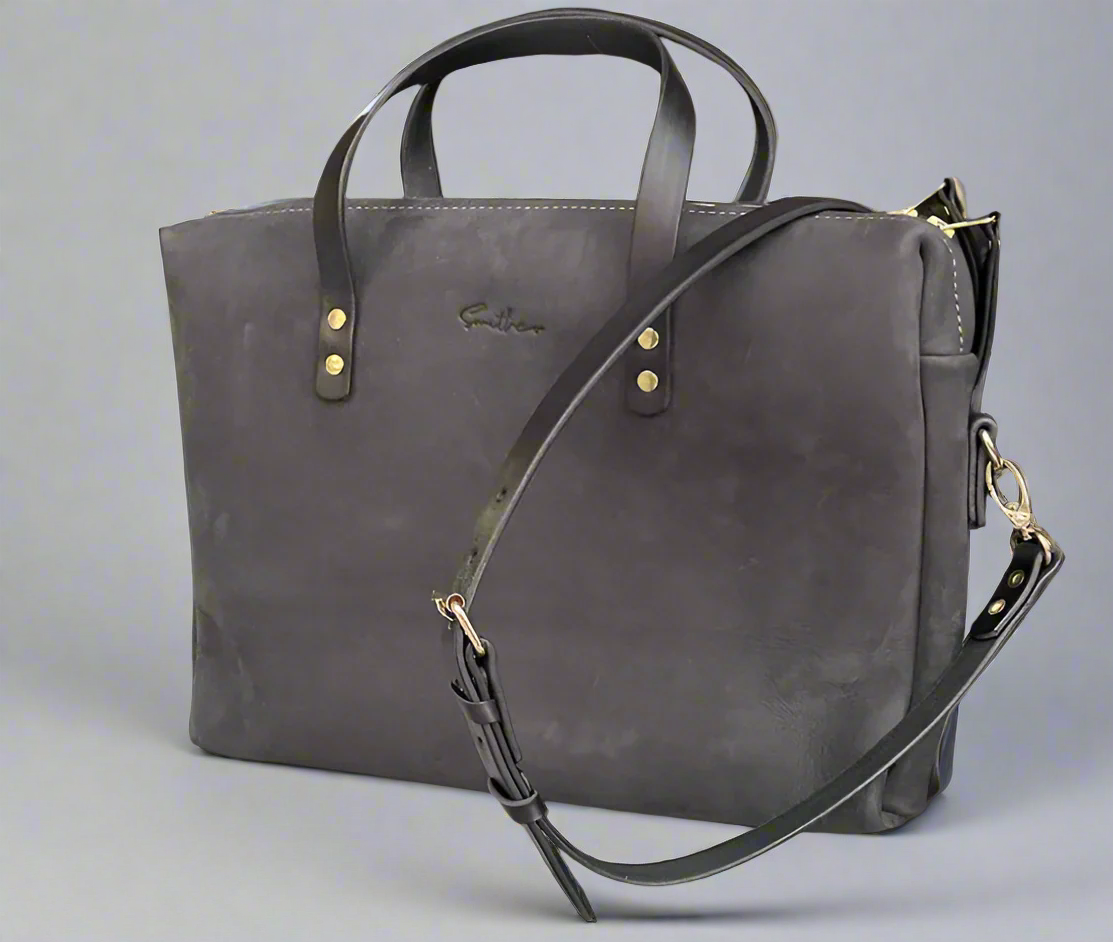 Compact laptop bag