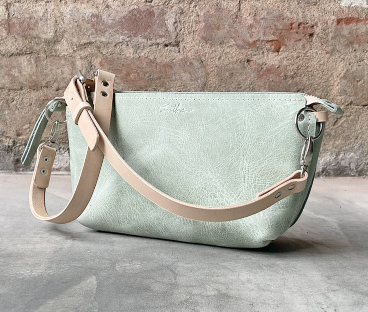 Crossbody handbag