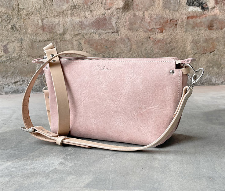 Crossbody handbag